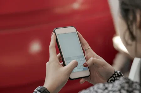 TELEFONUNUZDA BUNU ETSƏNİZ İnternet 5 dəfə artacaq İ