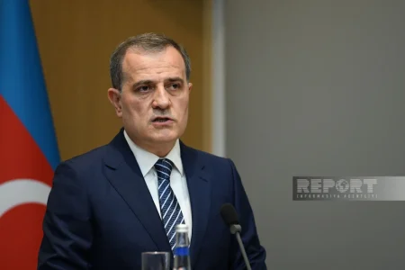 Ceyhun Bayramov Qətərə işgüzar səfərə yola düşüb