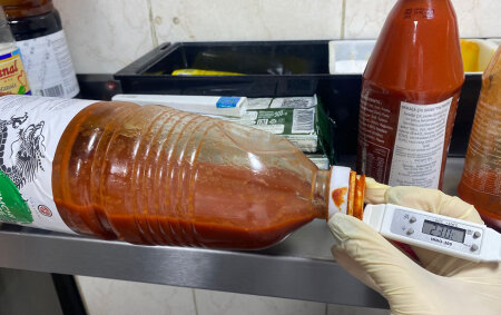 Bakıdakı fiziki şəxs İsmayılov Tural Şakir oğluna məxsus “Sushi Club”məşhur suşi restoranında nöqsanlar aşkarlandı