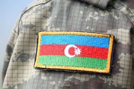 Bakalavr təhsili olan zabitlərin ehtiyata buraxılma qaydalarına dəyişiklik edilir