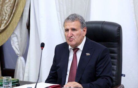 "Qızımın bir milyonu yox, çoxlu qızıl-zinət əşyaları oğurlanıb" - İsa Həbibbəyli