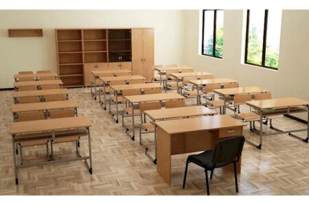Slavyan Universitetinin nəzdində fəaliyyət göstərən məktəb-liseydə insident: "Direktor müavini uşaqlara təzyiq edib, səsyazma aparıb"