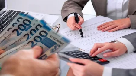Azərbaycanda orta aylıq maaş bu qədər OLDU