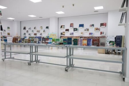 MEK-ə yeni daxil olan ədəbiyyatın sərgisi keçirilir