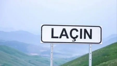 Laçının Qorçu qəsəbəsində söküntü işlərinə başlanılır- Min ailə köçürüləcək