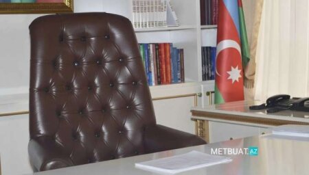 14 il deputat olub, indi icra başçısıdır - FOTO