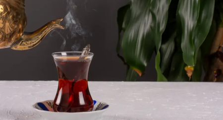 Səhərlər yeməyə başlamamış çay içənlərə XƏBƏRDARLIQ