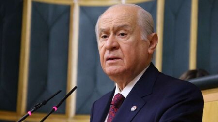 Bağçalı onlara Bəxtiyar Vahabzadənin şeiri ilə cavab verdi - VİDEO