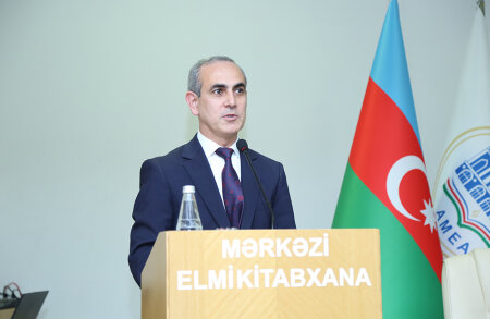 Hüseyn Hüseynov: “Məqsədimiz müasir informasiya cəmiyyətinin tələblərinə cavab verən, oxucuların ehtiyaclarına çevik və innovativ yanaşmalar sərgiləyən bir kitabxana modeli formalaşdırmaqdır”