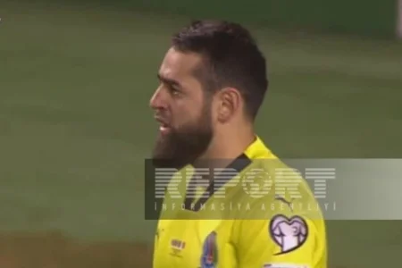 Millimizin qapıçısı  Fransa millisi ilə oyunda zədələnib