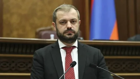 Azərbaycan benzininin ölkəmizdə daha ucuz qiymətə satılacağı müsbət məqamdır-ERMƏNİ NAZİRDƏN AÇIQLAMA