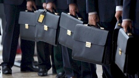 İcra başçılarını “ipdən alan” qərar