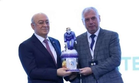 Heydərova medal verən Çupriyan kimdir? - FOTO