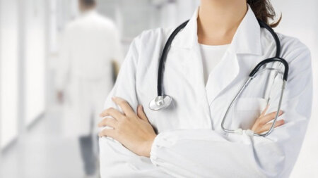 TƏBİB rəhbərindən HƏKİMLƏRİN MAAŞI BARƏDƏ AÇIQLAMA