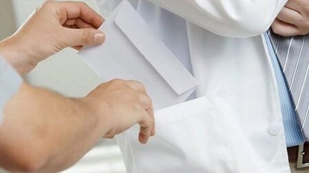 Azərbaycanda rüşvət verib həkim olanların SİYAHISI YAYILDI - MƏBLƏĞLƏR AÇIQLANDI