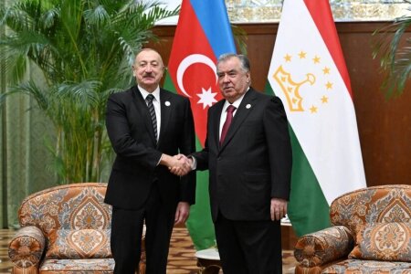 Emoməli Rəhmon İlham Əliyevi təbrik etdi