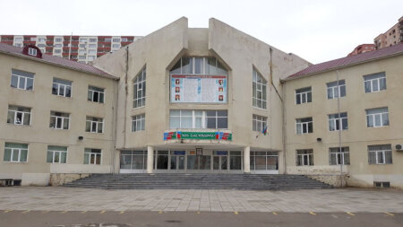 10 gündür 308 nömrəli məktəbdə istilik yoxdur-UŞAQLAR...