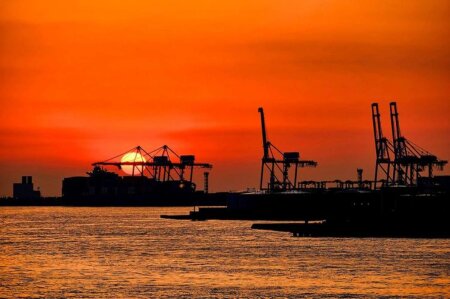 Rus neftinin bu yolla daşınması qadağan edilə bilər