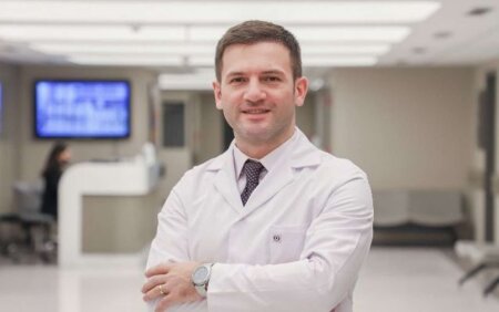 Əməkdar artistin əməliyyatdan sonra bədəni çürüyür?