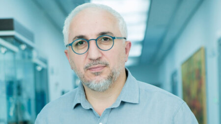 Azərbaycan Estetik Təbabət Assosiasiyasının sədri Elşən Məmmədovun ölkədən çıxışına məhdudiyyət qoyulub