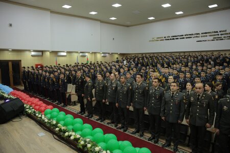 C.Naxçıvanski adına Hərbi Liseydə "Həmrəylik Günü” belə qeyd olunub-"QARA PİYAR AYAQ TUTDU, AMMA YERİMƏDİ"