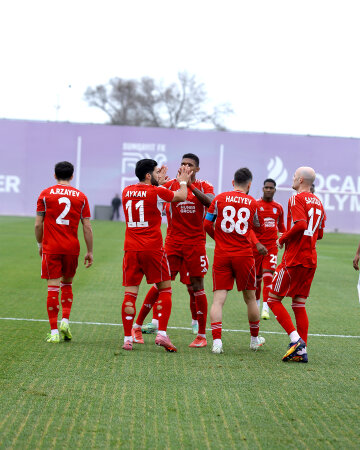 Əvvəl “gedirəm” dedi, indi də qalmaq həvəsinə düşdü