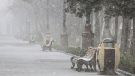 Bazar günü Bakıda  yağış, sulu qar, güclü külək GĞZLƏNİLIİR