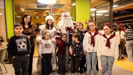 "Bazarstore” media nümayəndələrinin övladları üçün Yeni il şənliyi keçirdi (FOTO)