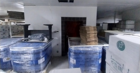 Kosmetoloji vasitələrin satışı anbarının fəaliyyəti dayandırıldı - VİDEO