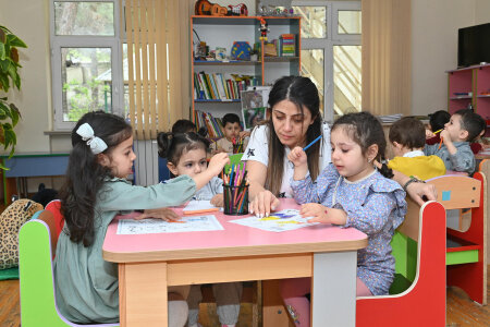 Bağçalarda işləyən bəzi müəllimlərin kurikulumdan xəbəri YOXDUR