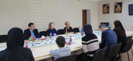 Ölkəyə repatriasiya edilmiş şəxslərlə görüş keçirilib