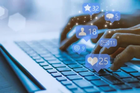 Sayt və sosial şəbəkədə cəmiyyətə açıq hörmətsizlik hərəkətləri qadağan edilib