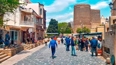 Azərbaycanın turizm xəritəsi yenidən formalaşır: Hansı yaş qrupu üstünlük təşkil edir? - ARAŞDIRMA