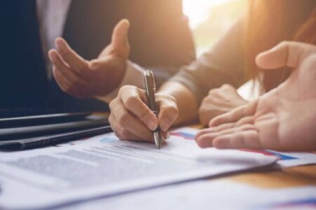 Daşkəsən Rayon Mərkəzi Xəstəxanası bu xanımın şirkətinə 50 min manat ödəyib