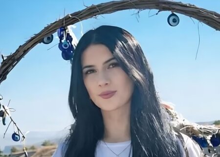 Liseydə MÜƏLLİMƏNİ GÜLLƏLƏYƏNİN ATASI HƏBS OLUNA BİLƏR-DİQQƏT