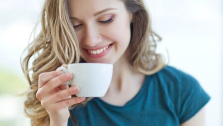 Dişlərə zərər verən vərdişlərə diqqət: Bu davranışlardan uzaq durun