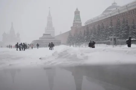 Moskvada həyat iflic OLDU