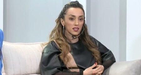 Ofelya Şabanova: “Əxlaqında problem olan qadın efirdə “mənəm-mənəm” deyir”