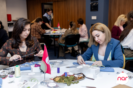 “Nar” 8 Mart münasibətilə xanım jurnalistləri təbrik etdi
