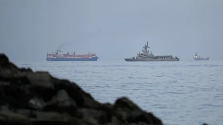 Yaponiya Hörmüz boğazına hərbi gəmi göndərmək təklifinə "yox" dedi