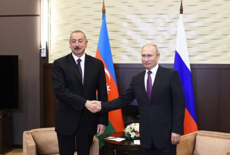 Putin İlham Əliyevə zəng etdi