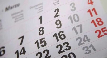 ​2 rəsmi bayramı ləğv etdilər