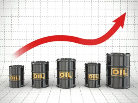 Azərbaycan neftinin qiyməti 132 dolları keçib