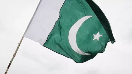 Pakistanın 12 günlük neft ehtiyatı qalıb