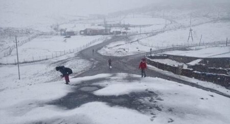 Qubada qarın hündürlüyü 3 metrə çatdı