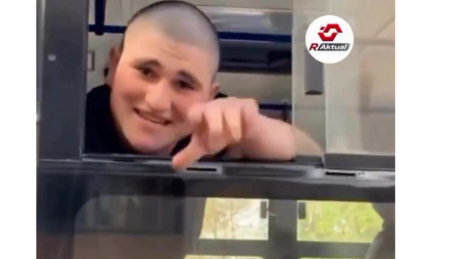 Əsgər gedən gəncin gündəm olan VİDEOSU