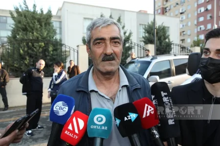 Keçmiş məcburi köçkün: Cəbrayılı həyat yoldaşımla tərk etmişdim, nəvəmlə qayıdıram