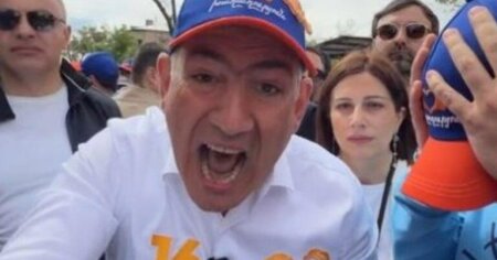 "Şalvarlarını cırıb qaçdılar" - VİDEO