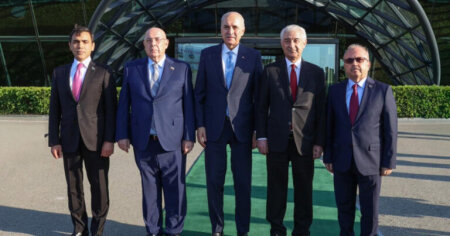 Numan Kurtulmuş Azərbaycandadır - Foto