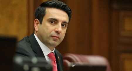 Deputat mandatından imtina etdi